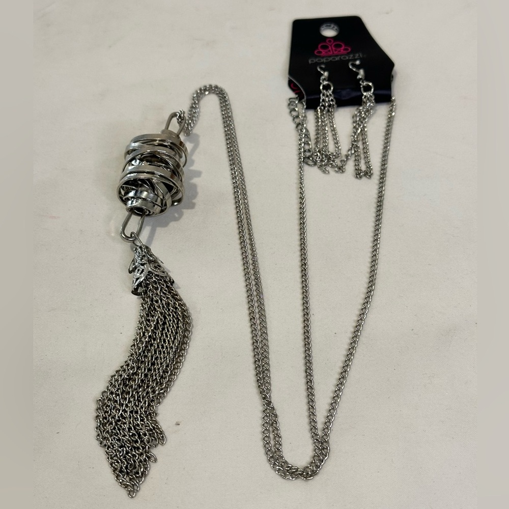 Paparazzi 33” Chain Silver Necklace & Earrings Combo New